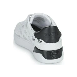 Guess - REFRESH -No Name Shop 21160514 500 E